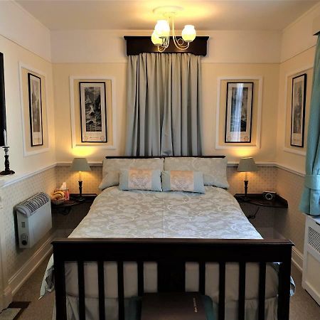 Saint Hilda'S House Bed & Breakfast Whitby Exterior photo